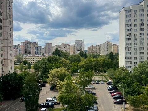 квартира по адресу Драгоманова ул., 10