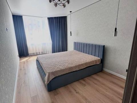 квартира по адресу Будівельників ул., 4