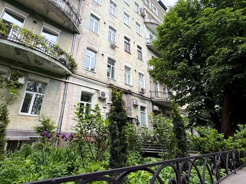 квартира за адресою Академіка Богомольця вул., 5