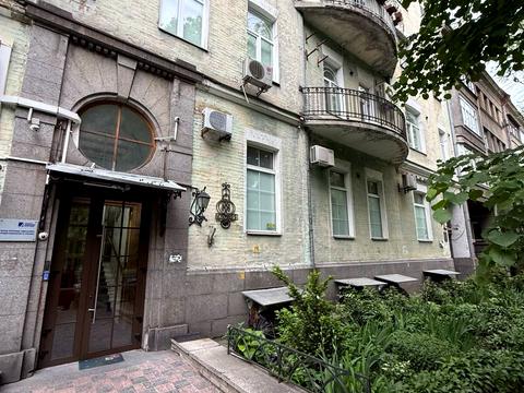 квартира за адресою Академіка Богомольця вул., 5