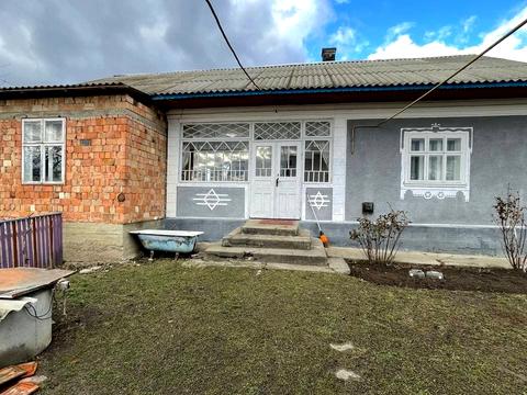 будинок за адресою Головна