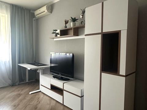 квартира за адресою Метрологічна вул., 111