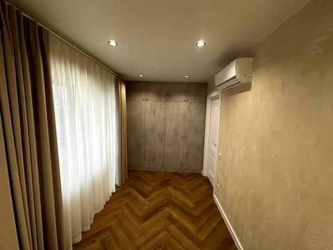 квартира по адресу Дмитрия Яворницкого просп. (Карла Маркса), 7