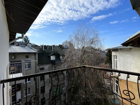 квартира за адресою Генерала Тарнавського вул. (Кутузова), 34