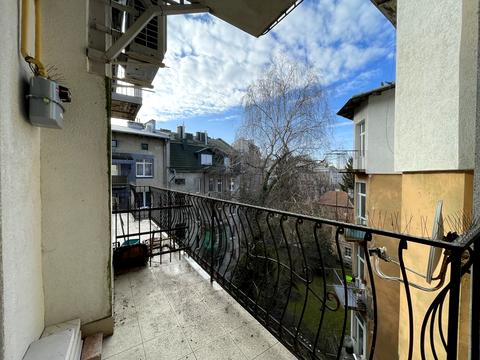 квартира за адресою Генерала Тарнавського вул. (Кутузова), 34
