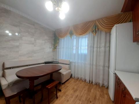 квартира за адресою Милославська вул., 16