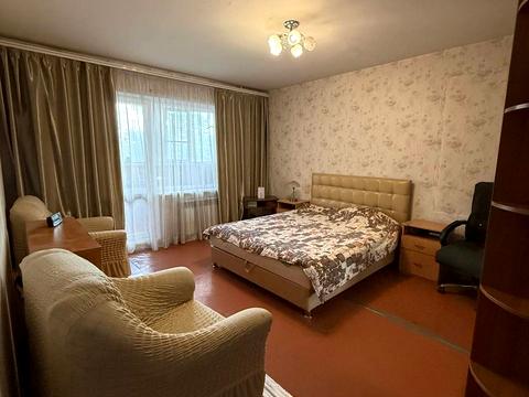 квартира за адресою Жоліо Кюрі вул., 70