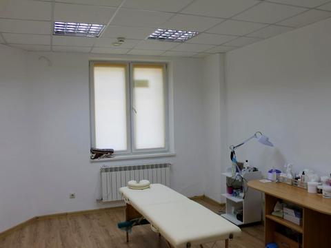 комерційна за адресою Івана Дяченка вул., (Будинок 4)
