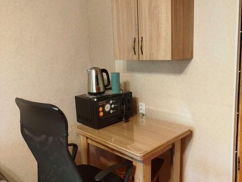 комната по адресу Ореста Левицкого ул. (Академіка Курчатова), 18