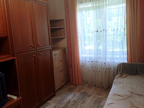 комната по адресу Ореста Левицкого ул. (Академіка Курчатова), 18