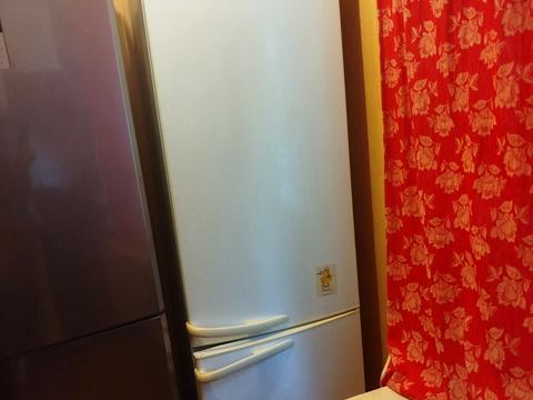 комната по адресу Ореста Левицкого ул. (Академіка Курчатова), 18