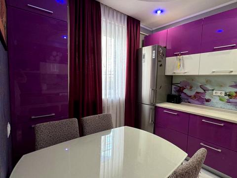 квартира по адресу Степана Бандери ул., 40