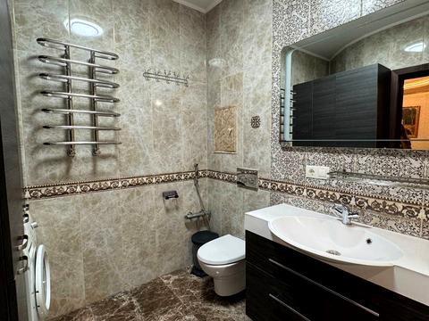 квартира по адресу Степана Бандери ул., 40