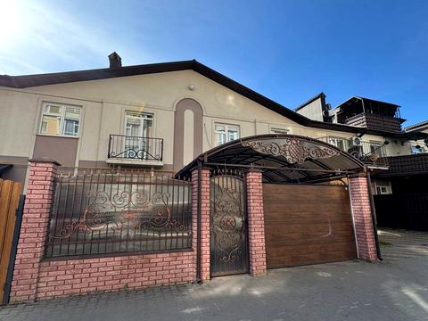 квартира по адресу Степана Бандери ул., 40