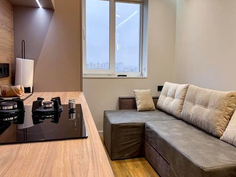 квартира за адресою Сімейна вул., 6