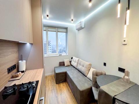 квартира за адресою Сімейна вул., 6