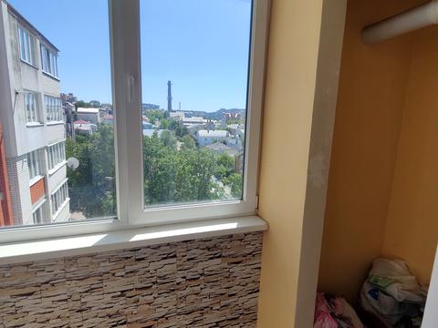 квартира за адресою Коновальця вул., 21