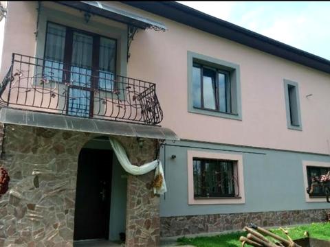 будинок за адресою Івасюка, 26