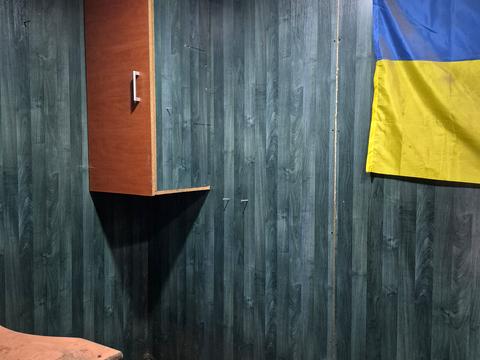 комерційна за адресою Каштанова вул., 25