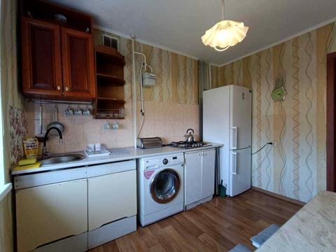 квартира за адресою Космонавтів вул., 142