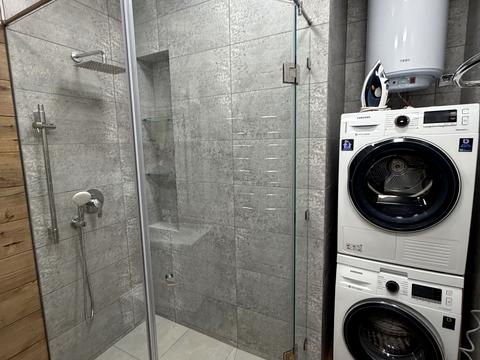 квартира за адресою Новоберегова вул., 12-А
