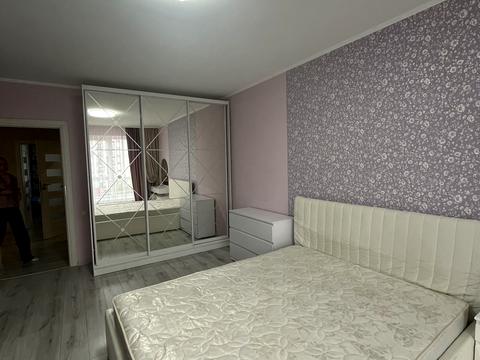квартира за адресою Олександра Довженка вул., (Будинок 3)