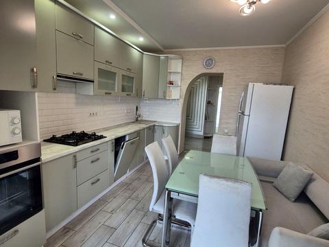 квартира за адресою Олександра Довженка вул., (Будинок 3)