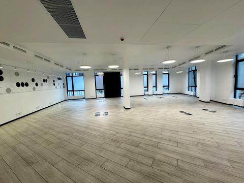 комерційна за адресою Газова вул., 7