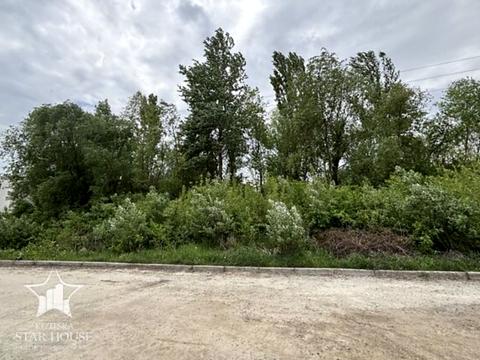 участок по адресу Будівельників ул.