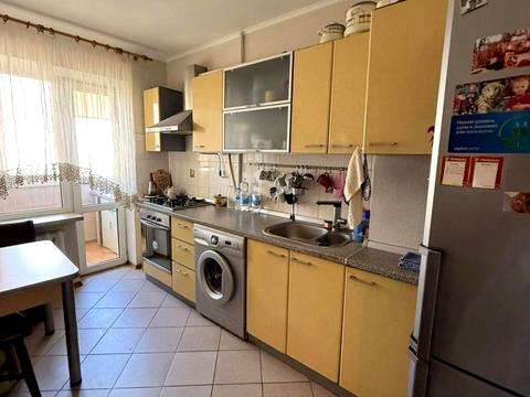 квартира за адресою Героев Обороны, 32