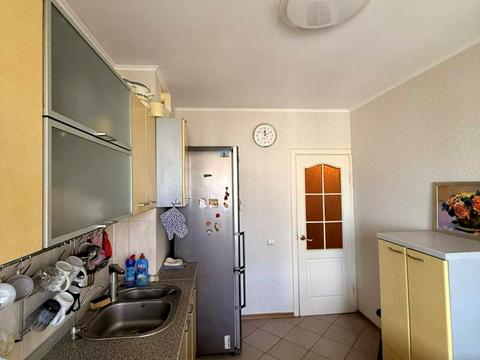 квартира за адресою Героев Обороны, 32