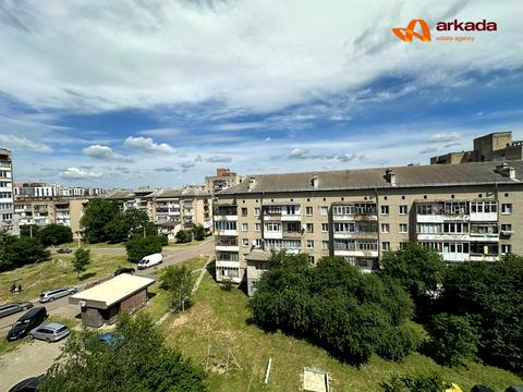 квартира за адресою Олександра Довженка вул., 1б