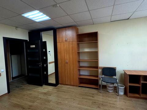 комерційна за адресою Затишна вул., 22