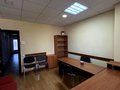 комерційна за адресою Затишна вул., 22