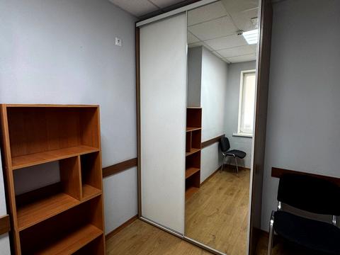 комерційна за адресою Затишна вул., 22