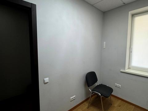 комерційна за адресою Затишна вул., 22