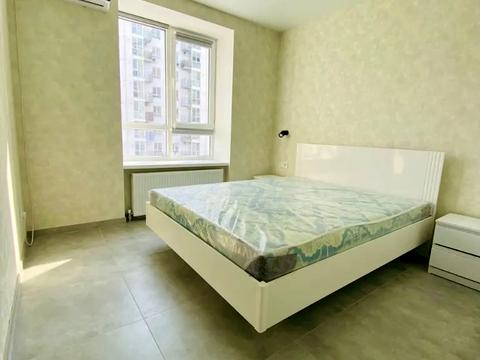 квартира по адресу Співдружності ул., 1