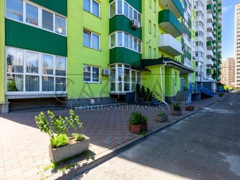комерційна за адресою Юлії Здановської вул. (Ломоносова), 36-В