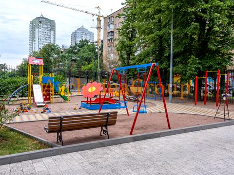 квартира за адресою Львівська вул., 11