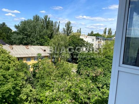 квартира по адресу Ірини Бекешкіної ул. (Генерала Карбишева), 18-Б