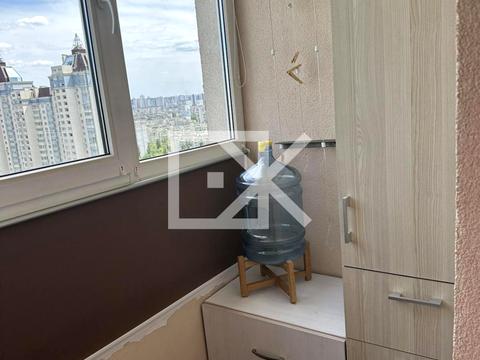 квартира за адресою Ованеса Туманяна вул., 3
