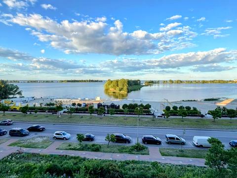 квартира по адресу Героев Днепра ул., 81