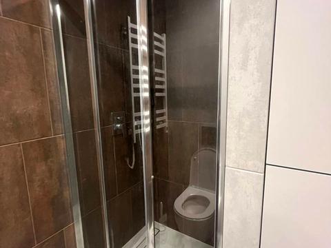 квартира за адресою Євгена Коновальця вул., 37-А