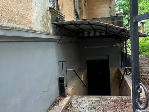 комерційна за адресою Генерала Чупринки вул. (Пушкіна), 5