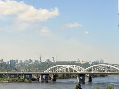 квартира за адресою Дніпровська набережна вул., 15-Є