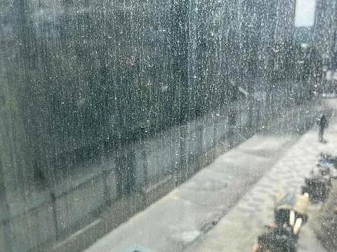 комерційна за адресою Андрія Верхогляда вул. (Михайла Драгомирова), 1-20а