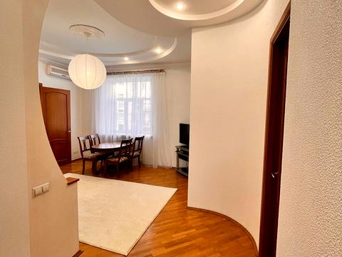 квартира за адресою Антоновича вул. (Горького), 4/6