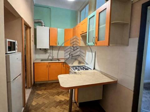 квартира за адресою Івана Верхратського вул., 6