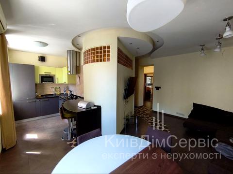 квартира за адресою Шота Руставелі вул., 26