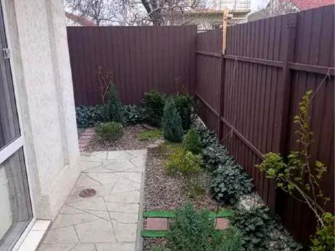будинок за адресою Магістральна вул., 64